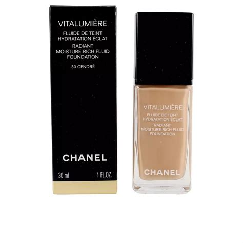 Chanel 030 Cendre Vitalumiere Moisture